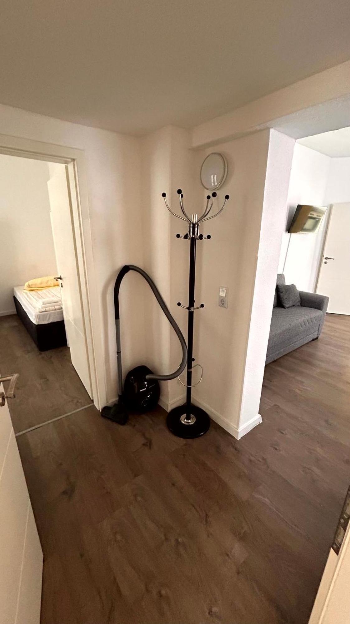 Modernes Apartment Mit 2 Schlafzimmern Und Privatparkplatz Nahe Innenstadt Neumünster Kültér fotó