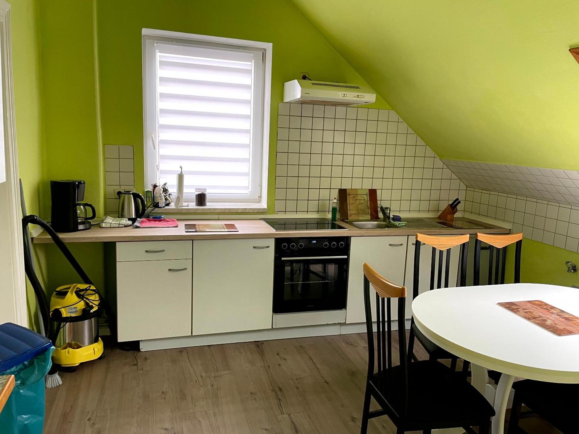 Modernes Apartment Mit 2 Schlafzimmern Und Privatparkplatz Nahe Innenstadt Neumünster Kültér fotó